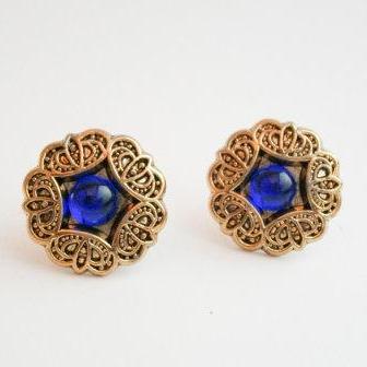 Vintage gold flower earrings, gold flower earrings, Vintage button earrings, Bridesmaid earrings, gold plated studs, under 15 gift