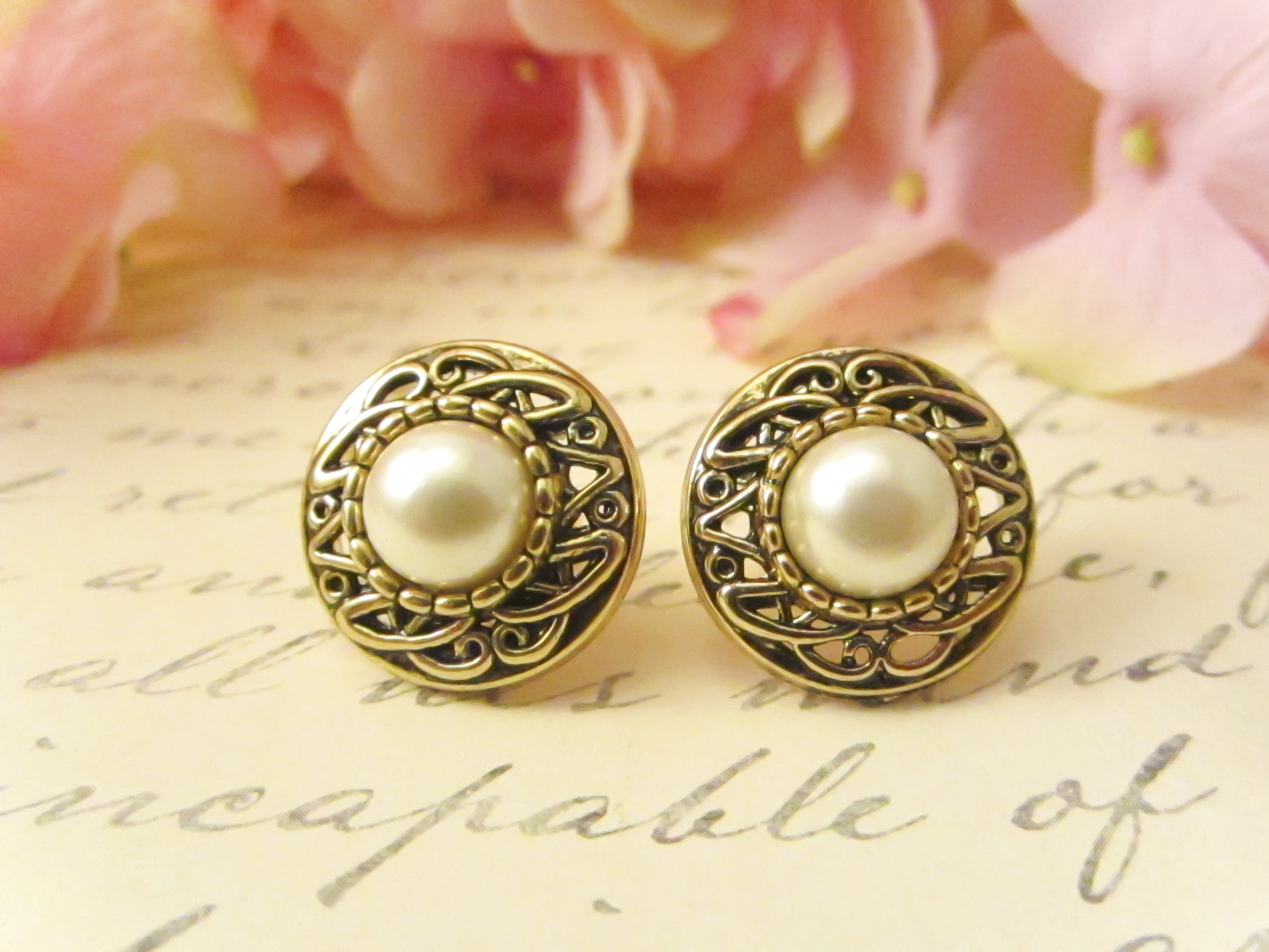 Gold Vintage Earrings 55